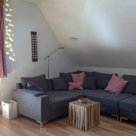Hardenack Apartment *
