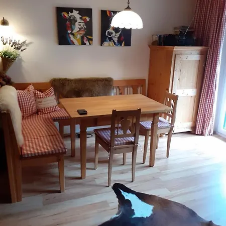 Hardenack Apartment *